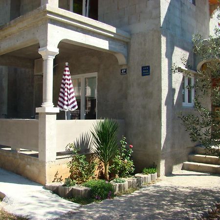 פירובאץ Apartments Pinus מראה חיצוני תמונה