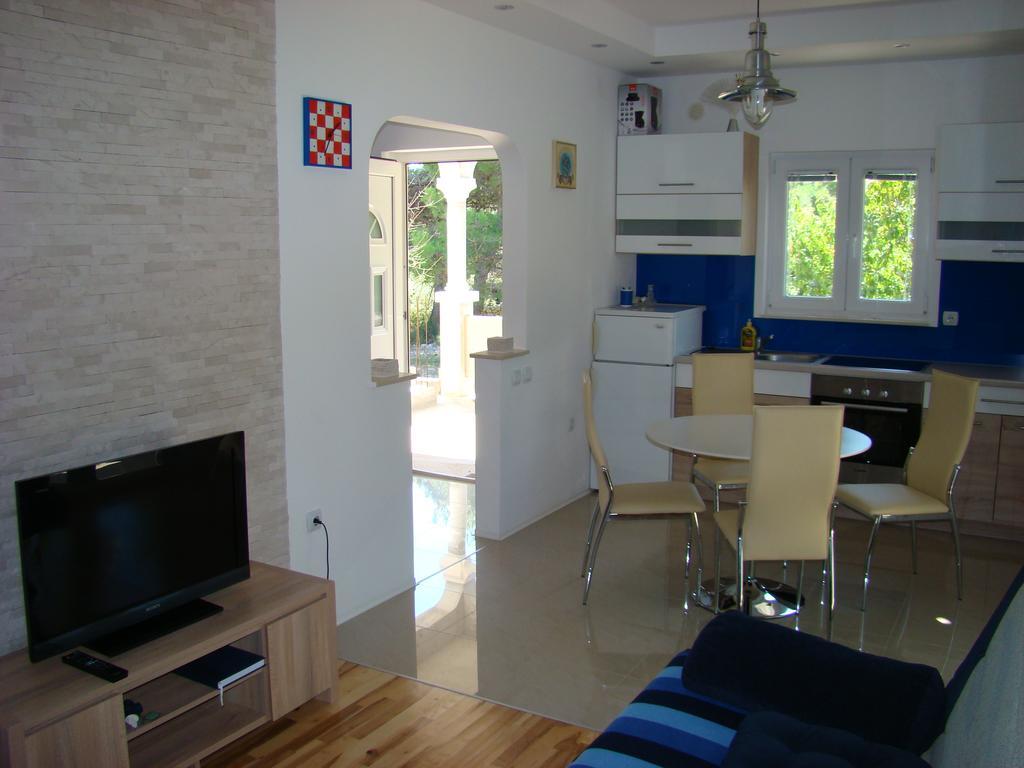 פירובאץ Apartments Pinus חדר תמונה