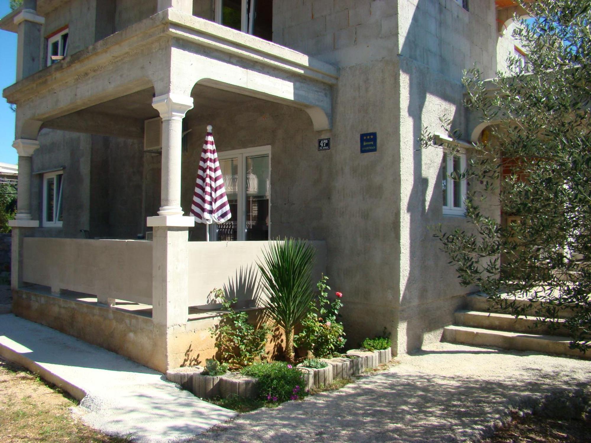 פירובאץ Apartments Pinus מראה חיצוני תמונה